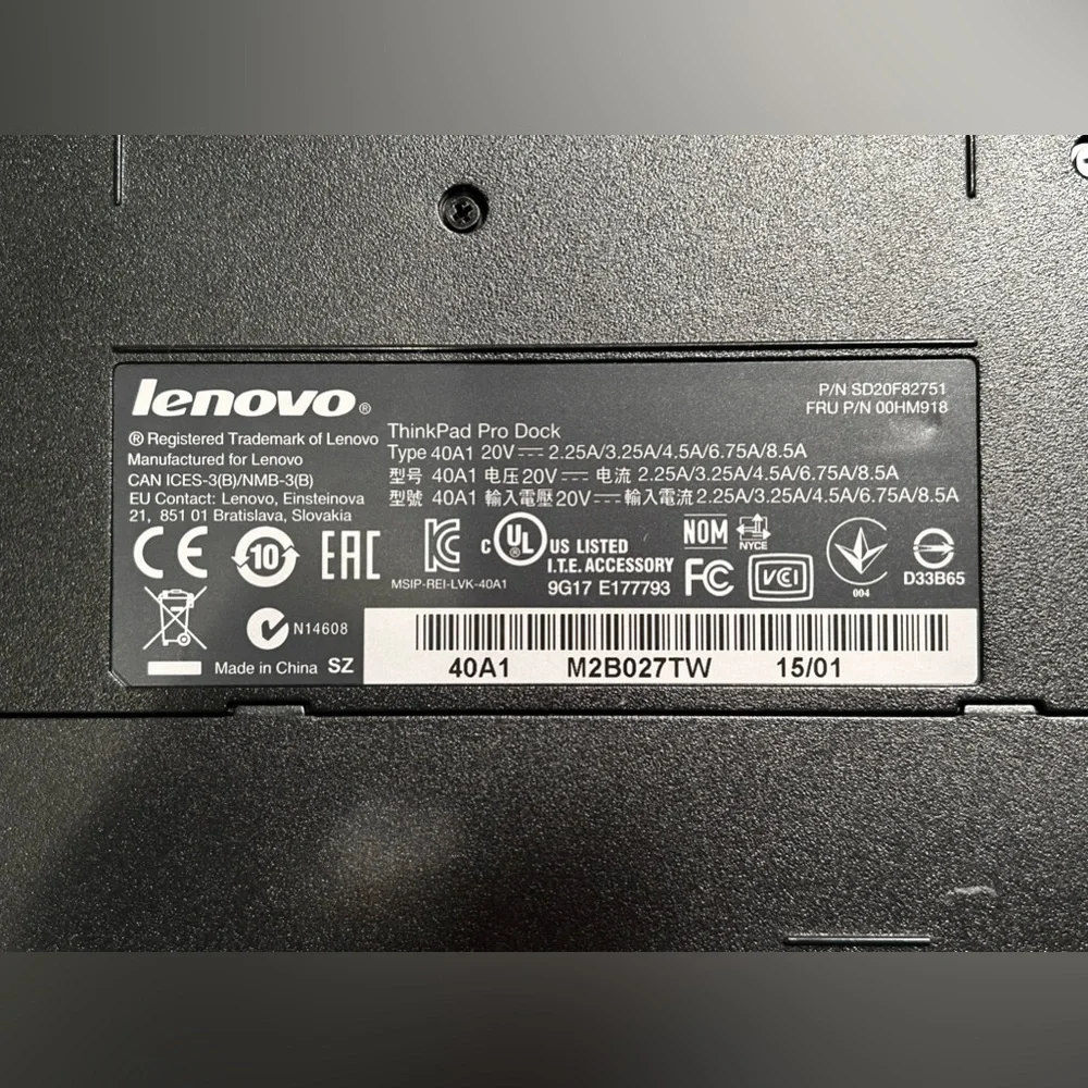 Lenovo ThinkPad Pro Docking 40A1 with 90W A/C Adapter Square Tip No Keys